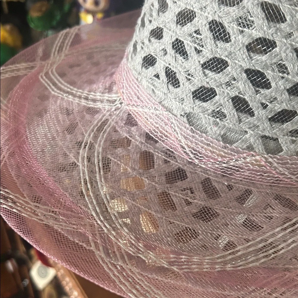 Vintage Pink & White Wide Brimmed Derby Hat - Picture 8 of 14